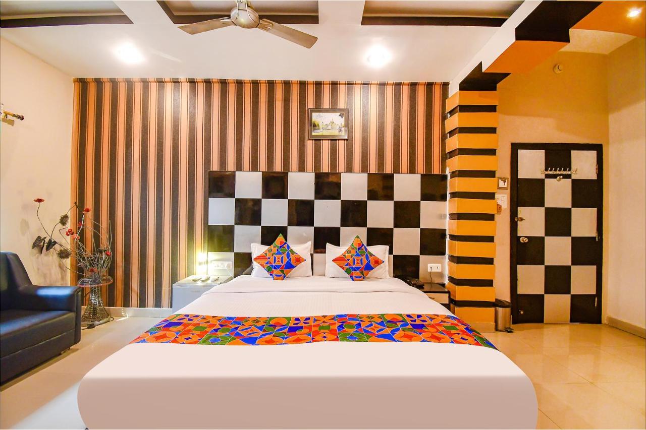 Fabhotel Prime Rockstar Suites Kolkata Exterior photo